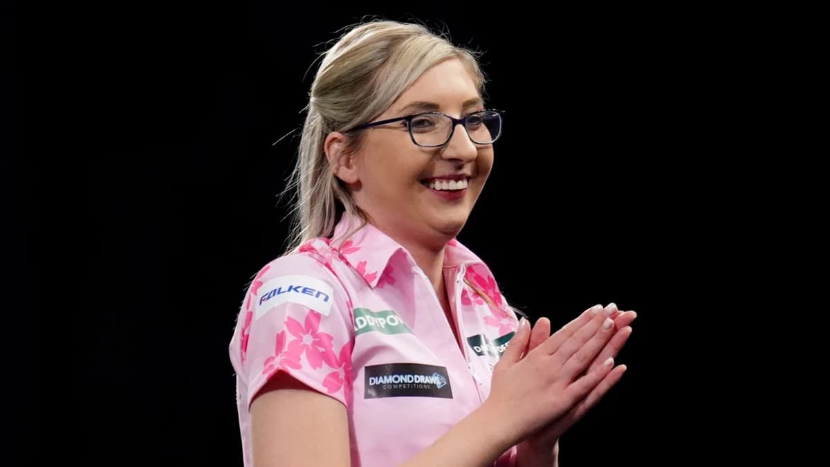 PDC Women's Series: Fallon Sherrock and Gemma Hayter qualify for World Championship as Beau Greaves