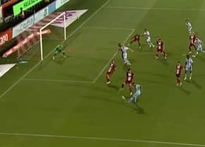 Pe unde a intrat? Gol senzațional în Corvinul - CFR Cluj