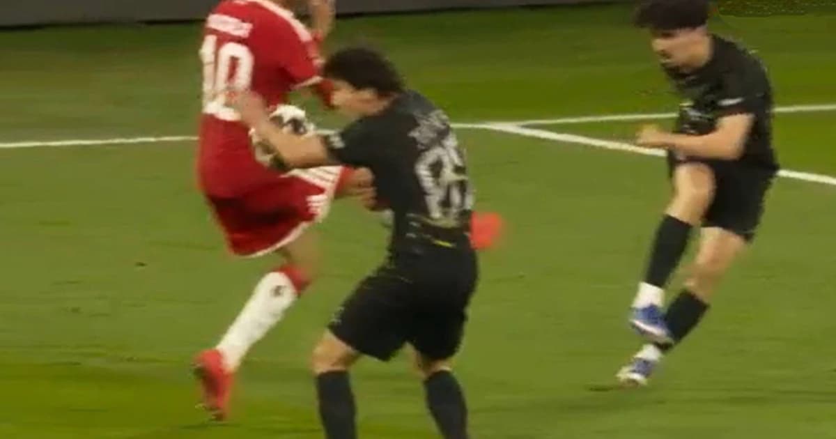 Penalty la Joao Neves? Regula neştiută care face lumină în cea mai controversată fază din Bayern-PSG