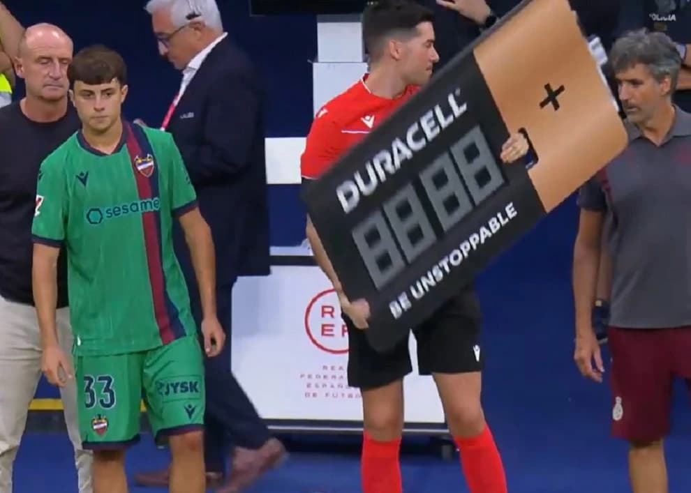 Peste Lamine Yamal! A debutat la nici 16 ani în La Liga și se anunță un mare star: „Și-a câștigat lo