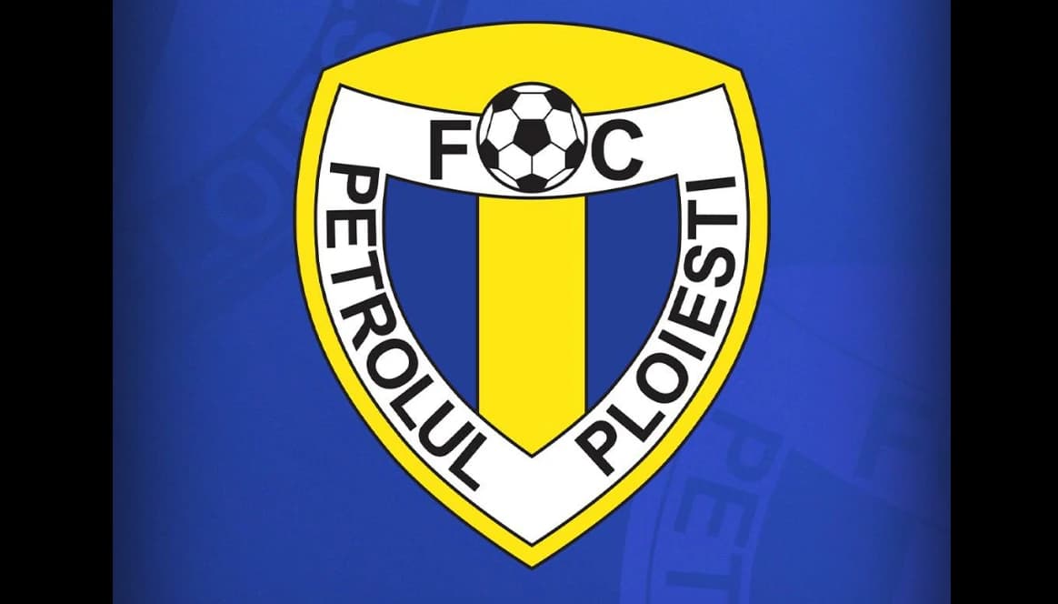 Petrolul a făcut anunțul după ce a intrat în insolvență, dar a transferat 14 jucători