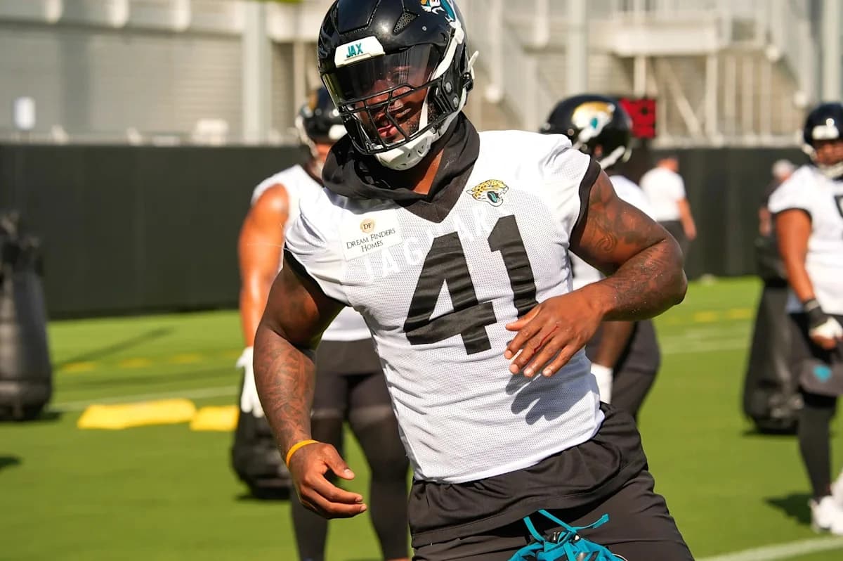 PFF ranks Josh Hines-Allen among NFL's elite edge defenders