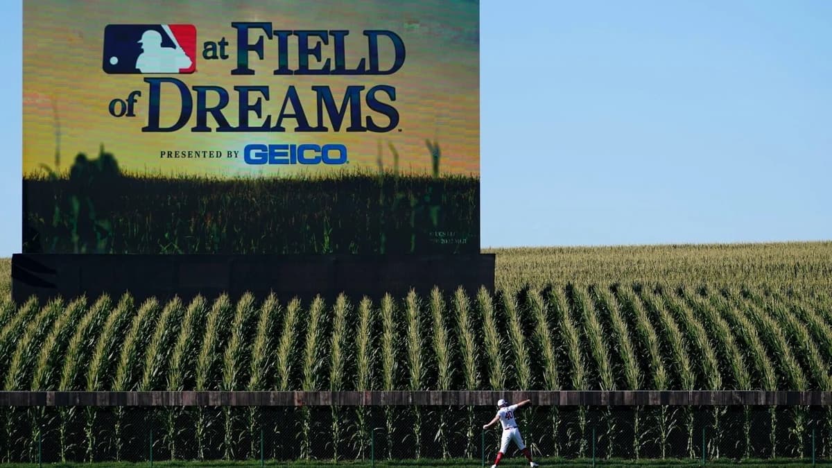 Phillies vs. Twins Field of Dreams MLB picks: Rain in forecast as game returns to Iowa first time in