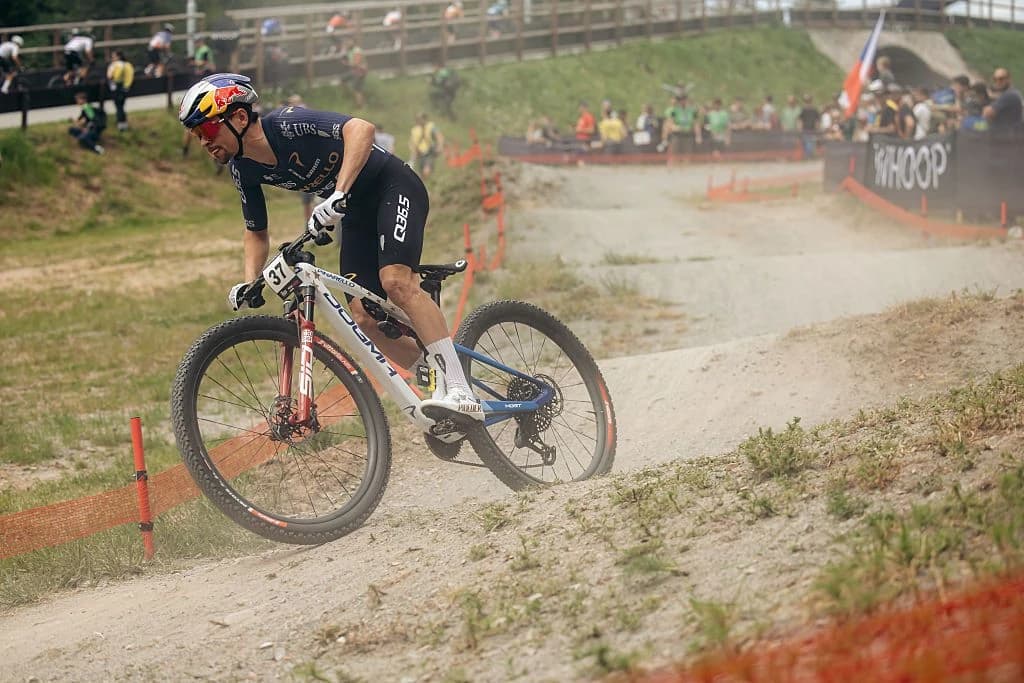 Pidcock re-starts his Tour de France preparation with victory in the Mountain Bike World Series at N