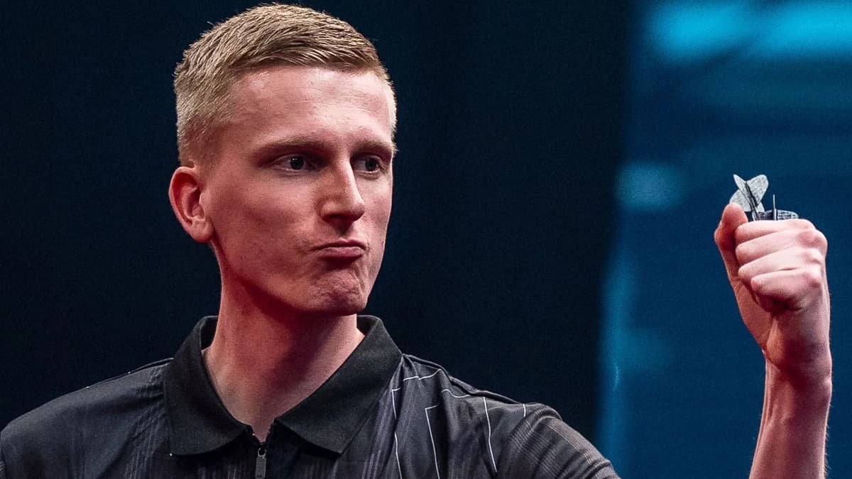 Players Championship 21: Wessel Nijman claims sixth title of season with victory over Ryan Searle in