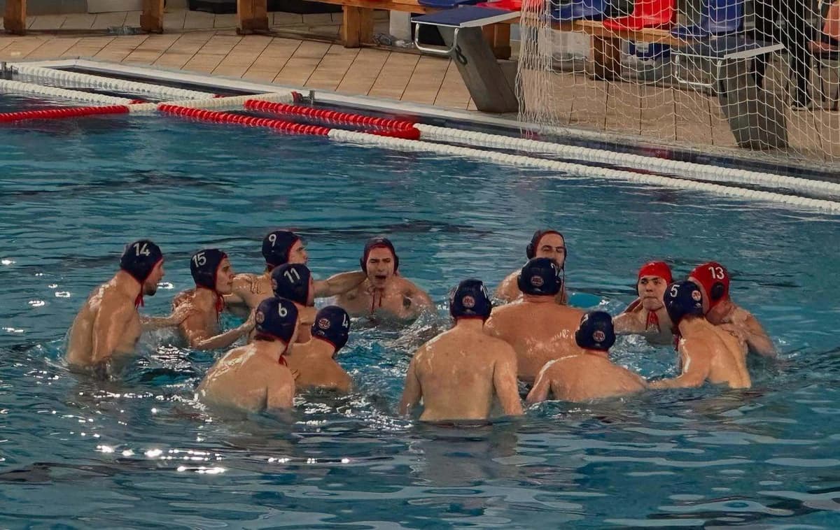 Polo: Dinamo Bucureşti, 2-0 la general cu Rapid Bucureşti în finala pentru medalia de bronz a Superl