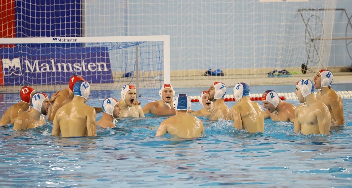 Polo: Steaua Bucureşti – Dinamo Bucureşti, scor 15-12, în primul meci din semifinalele Superligii Na