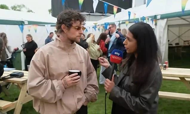 Pop star Tom Grennan called out for glory-hunting after celebrating Coventry City's promotion... des