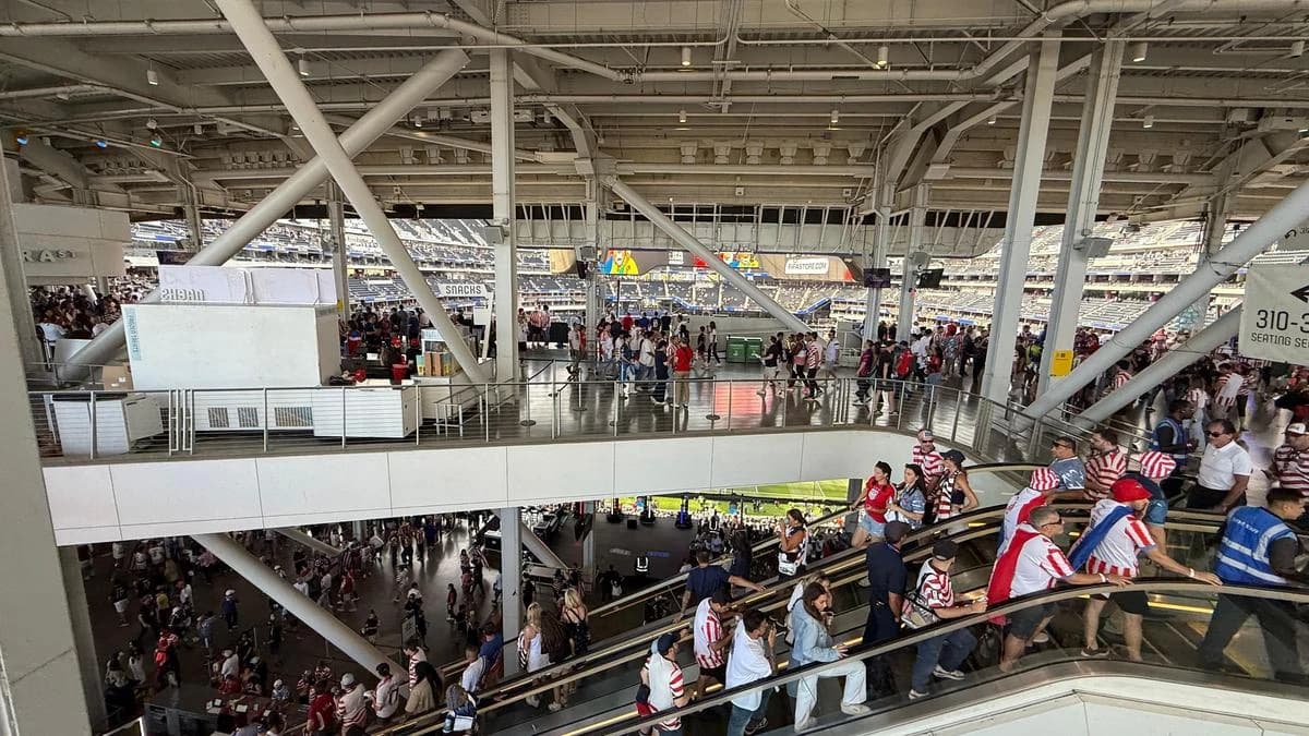 Prețurile la SoFI Stadium, cea mai scumpă arenă a Mondialului » 104 lei pentru un sandwich! Cât cost