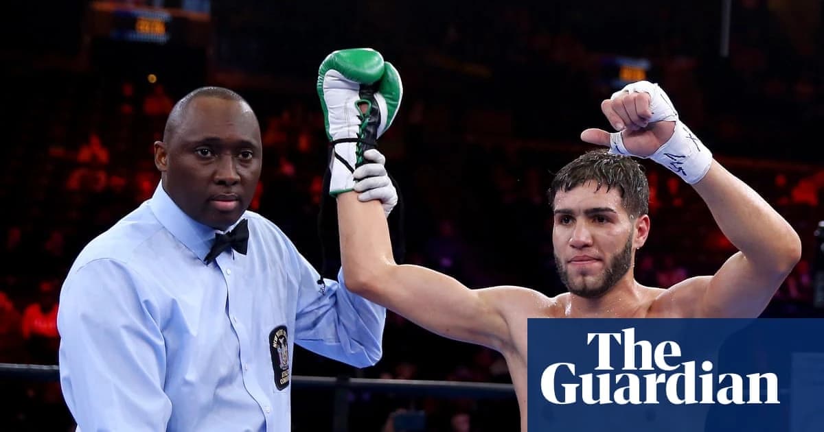 Prichard Colón, boxer left with brain damage after 2015 fight, dies aged 33
