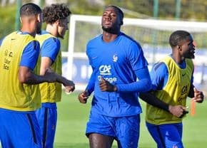 Prima pierdere pentru Zidane: Ibrahima Konate e out! » Pe cine a adus Franța în locul stoperului lui