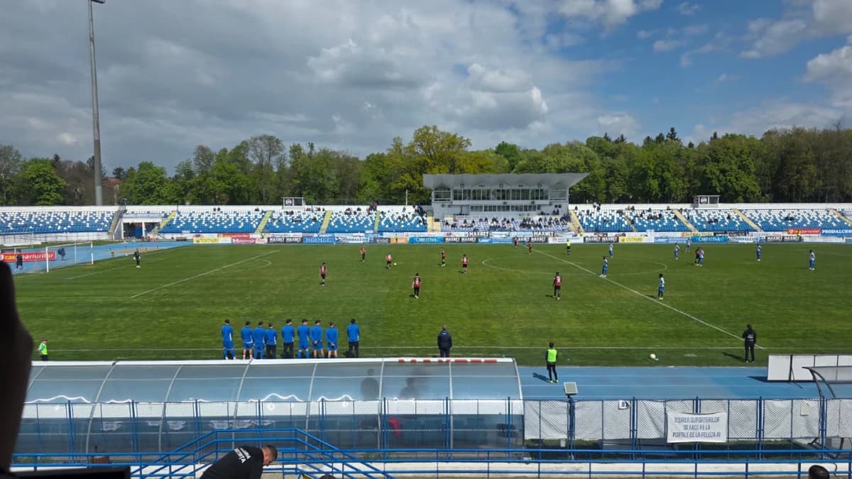 Protest în Copou! Fotbaliștii de la Poli Iași au refuzat să joace în debutul meciului cu Bistrița, i
