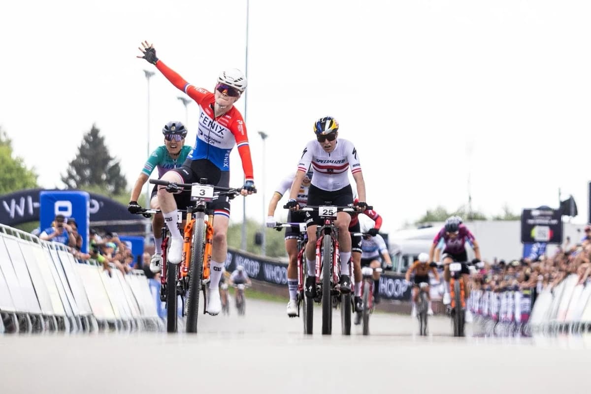 Puck Pieterse sprints to Mountain Bike XCC World Series victory as Tom Pidcock is denied by Mathis A