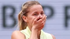 Qualifier Chwalinska reaches semi-finals to continue dream French Open run