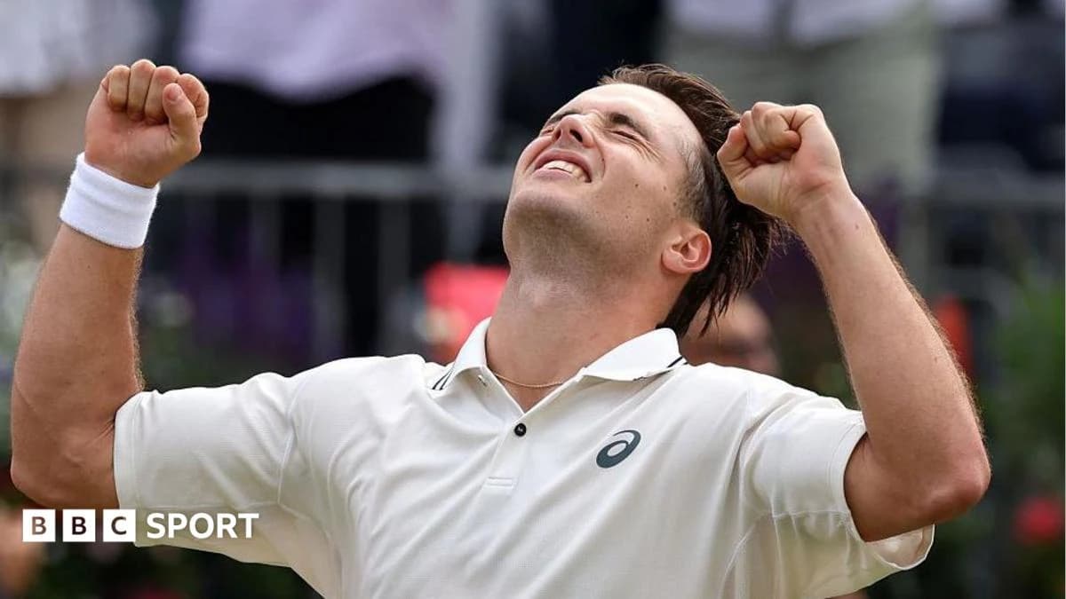 Queen's tennis: Britain's Arthur Fery reaches HSBC Championships quarter-finals