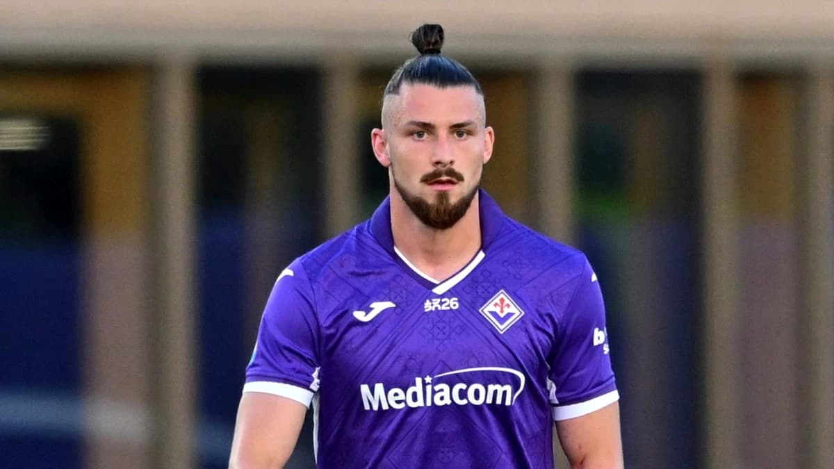Radu Drăgușin, debut excelent la Fiorentina! Pasă decisivă pentru fundașul român