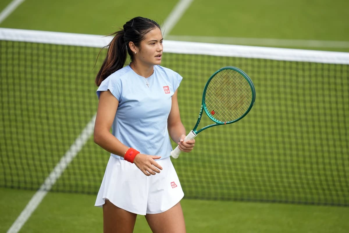 Raducanu withdraws from Wimbledon with stress fracture in leg