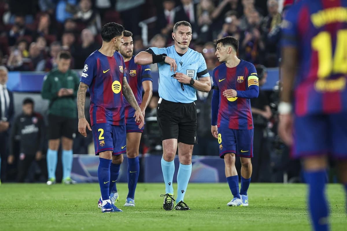 Răspunsul UEFA, după ce Barcelona a făcut plângere împotriva lui Istvan Kovacs