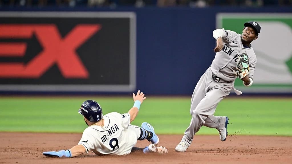 Rays take advantage of error-prone Yankees to win ALDS Game 2