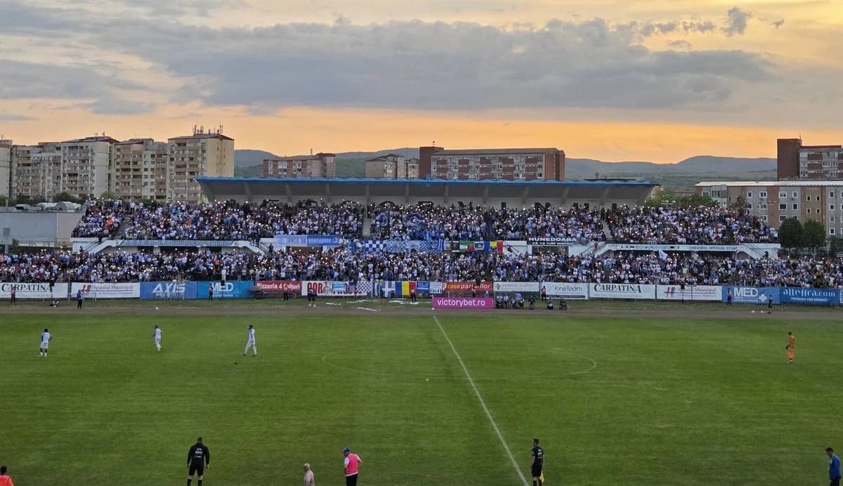 Reacția conducerii după promovarea Corvinului în Superliga: „Nea Mircea! Mi-ai cerut, în urmă cu un