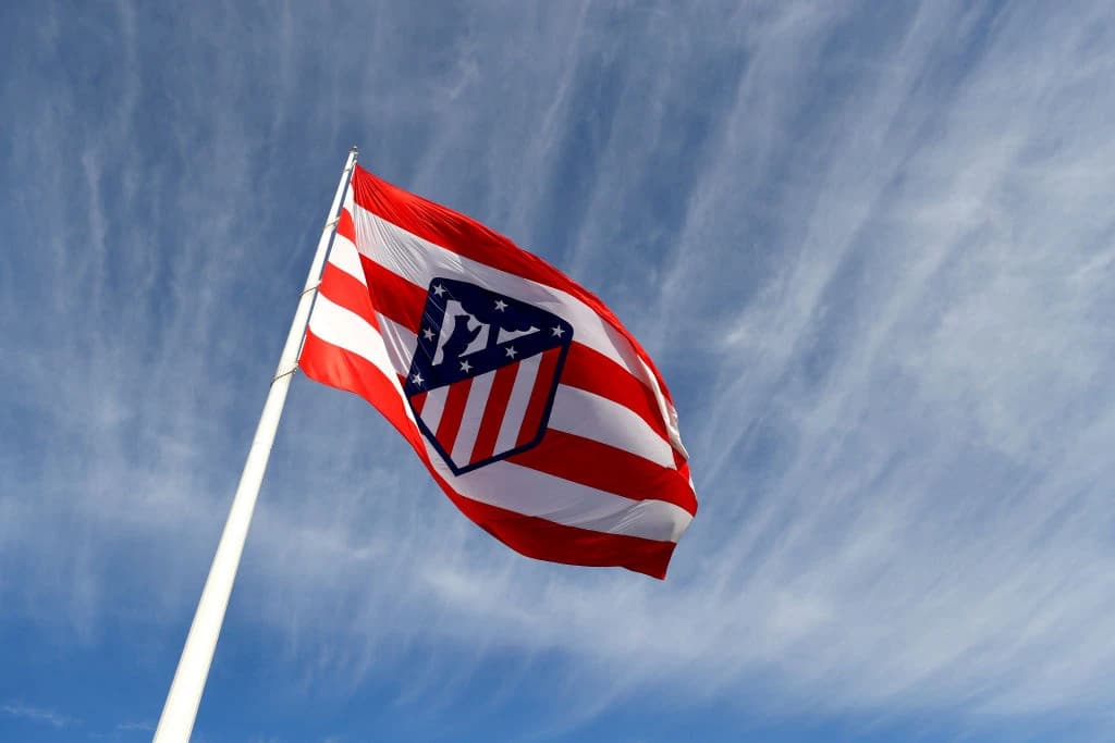 🚨 Real bid for Alvarez: Atlético's scathing statement!