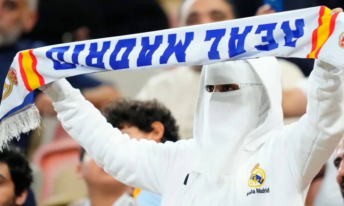 Real Madrid a dat lovitura: 300.000.000€