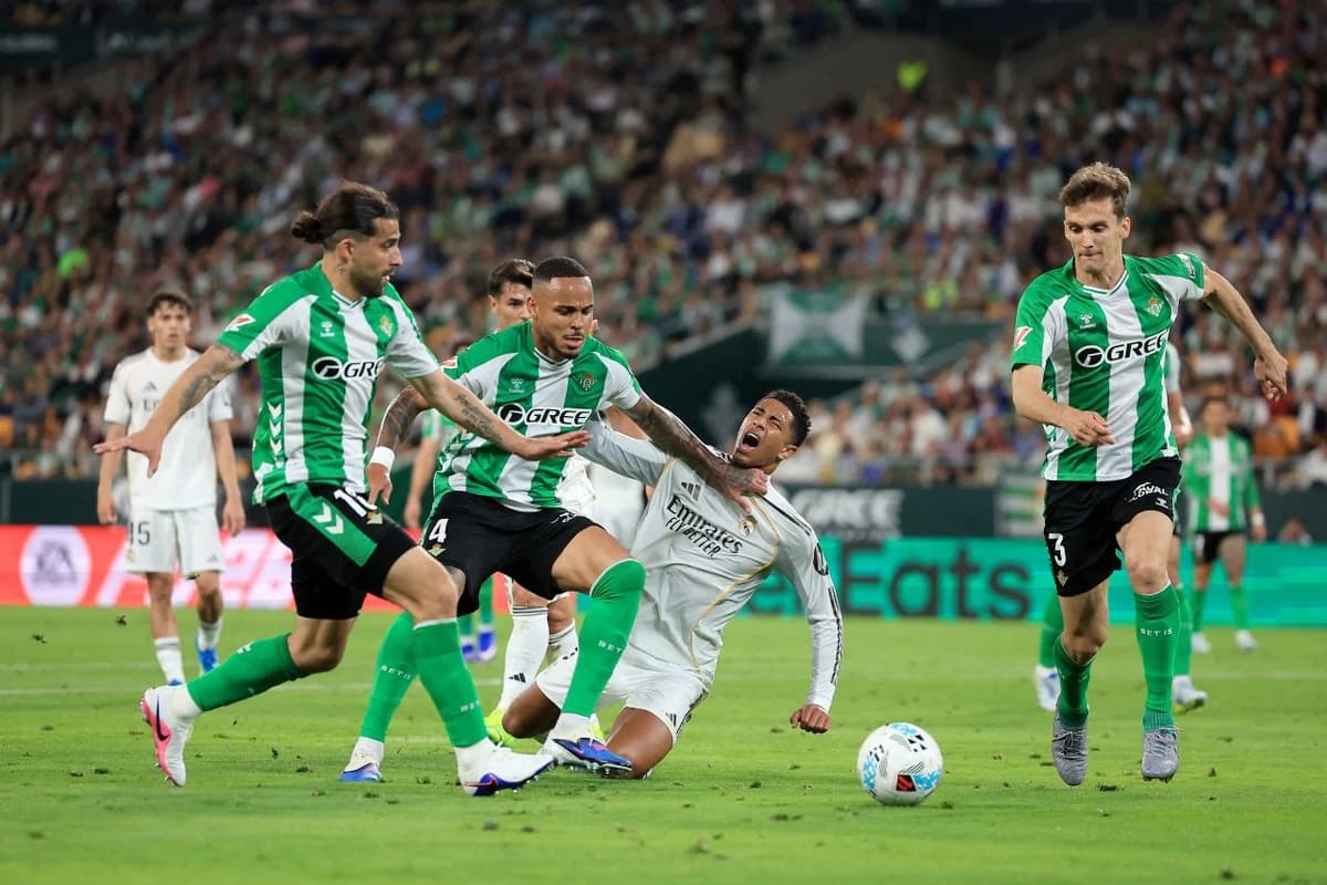 Real Madrid, KO în lupta pentru titlu la ultima fază cu Betis! Clasamentul din La Liga