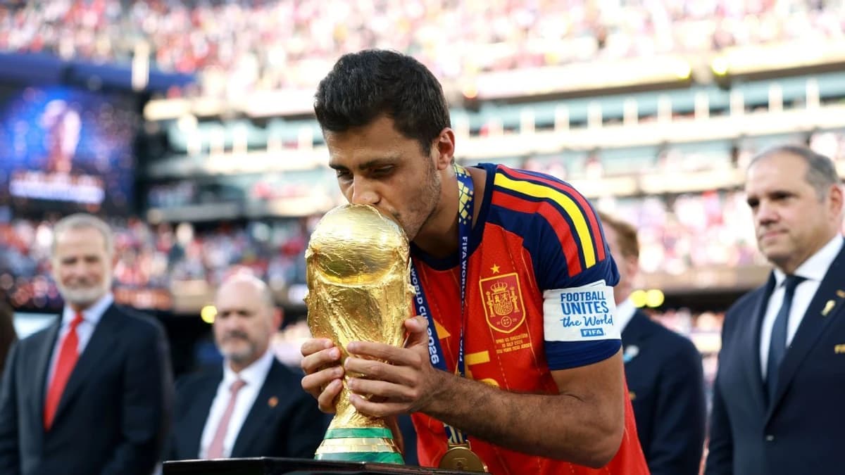 Real Madrid still interested in Rodri - sources
