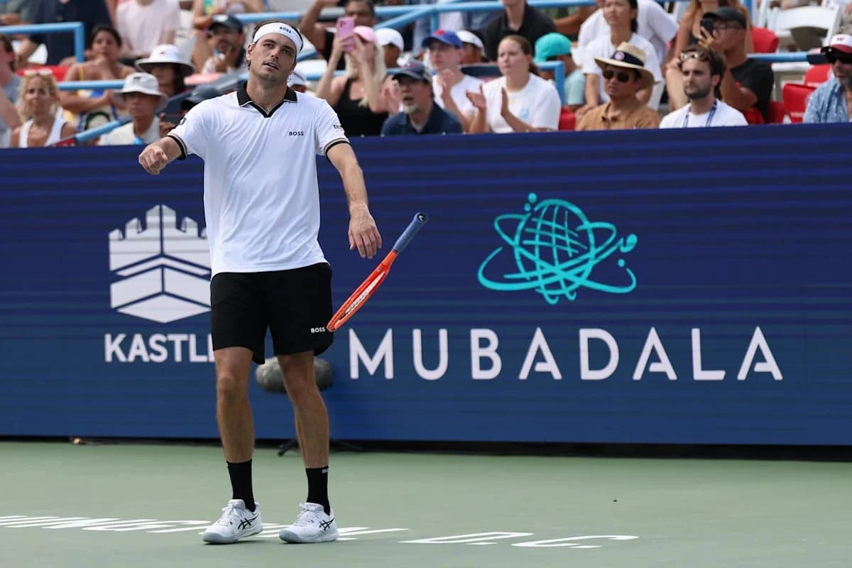 ‘Really Frustrated’ – Taylor Fritz Issues Explanation on Bizarre Racket Smash Just 4 Minutes Into Ci