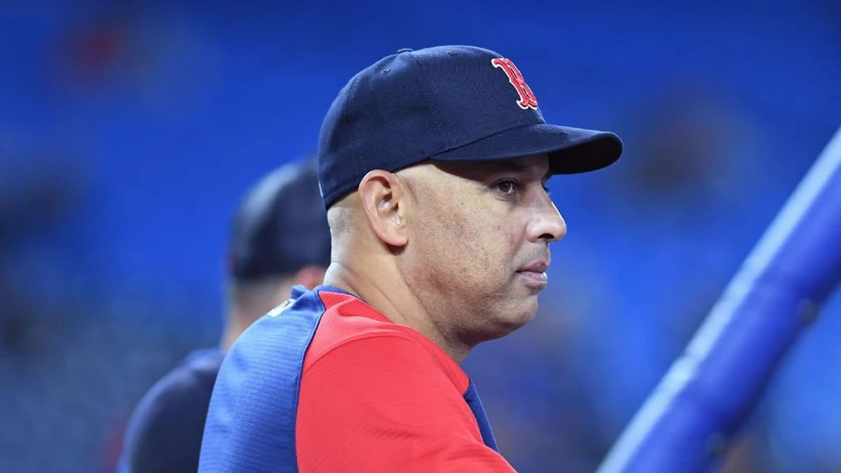 Red Sox fire Cora amid coaching staff shakeup