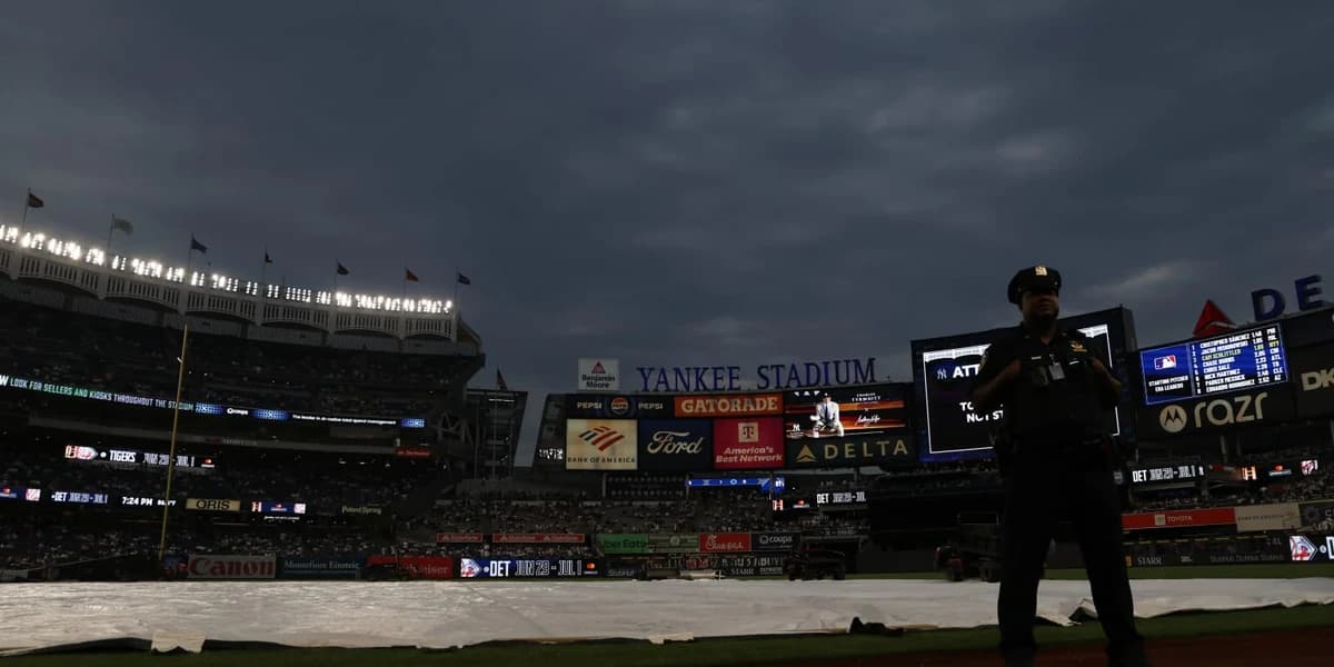 Red Sox-Yankees game postponed, rescheduled for Aug. 29 twin bill