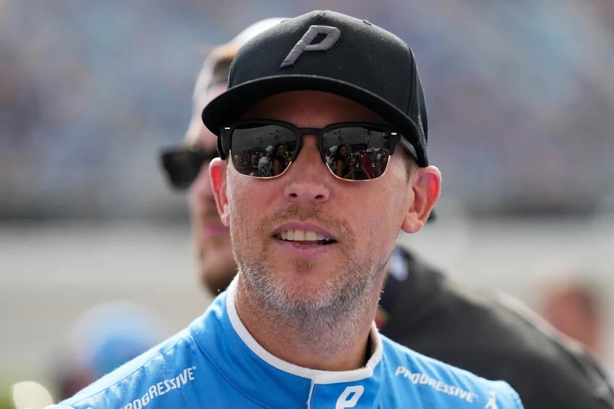 Reddick is hoping to regain momentum in Atlanta after losing his NASCAR Cup Series lead to Hamlin