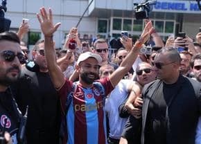 Reîncepe Süper Lig: colecție de vedete și 10 români la start » Favorite la titlu, transferuri, echip