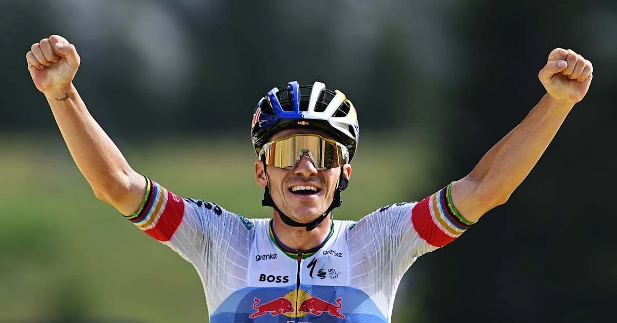 Remco Evenepoel wins Stage 15 of the Tour de France
