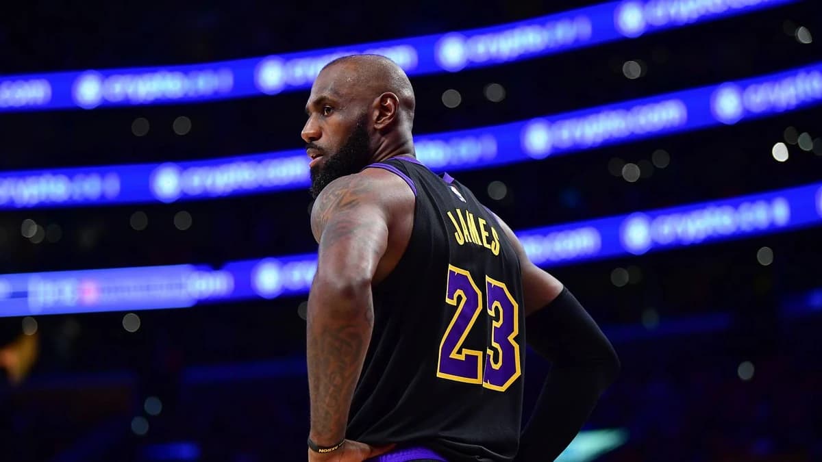 Report: 'Growing Belief' Warriors' Challenger for LeBron Is Clear Favorite
