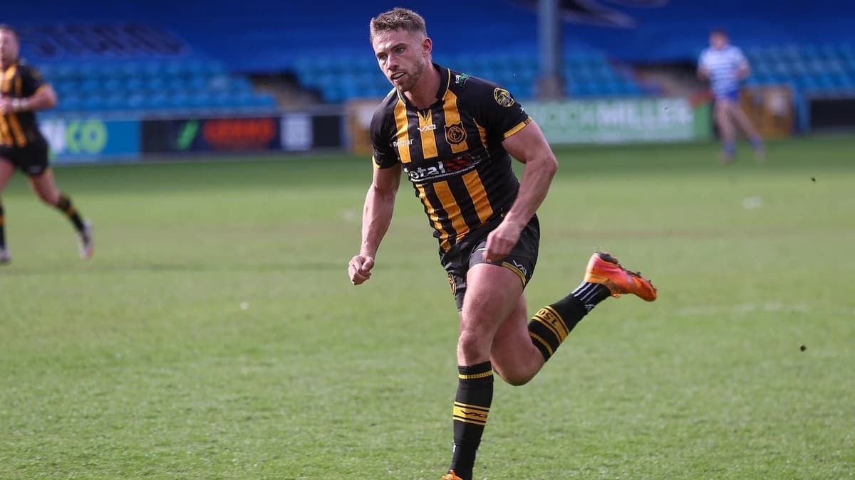RFL Championship: Play-off race heats up as Oldham edge thriller
