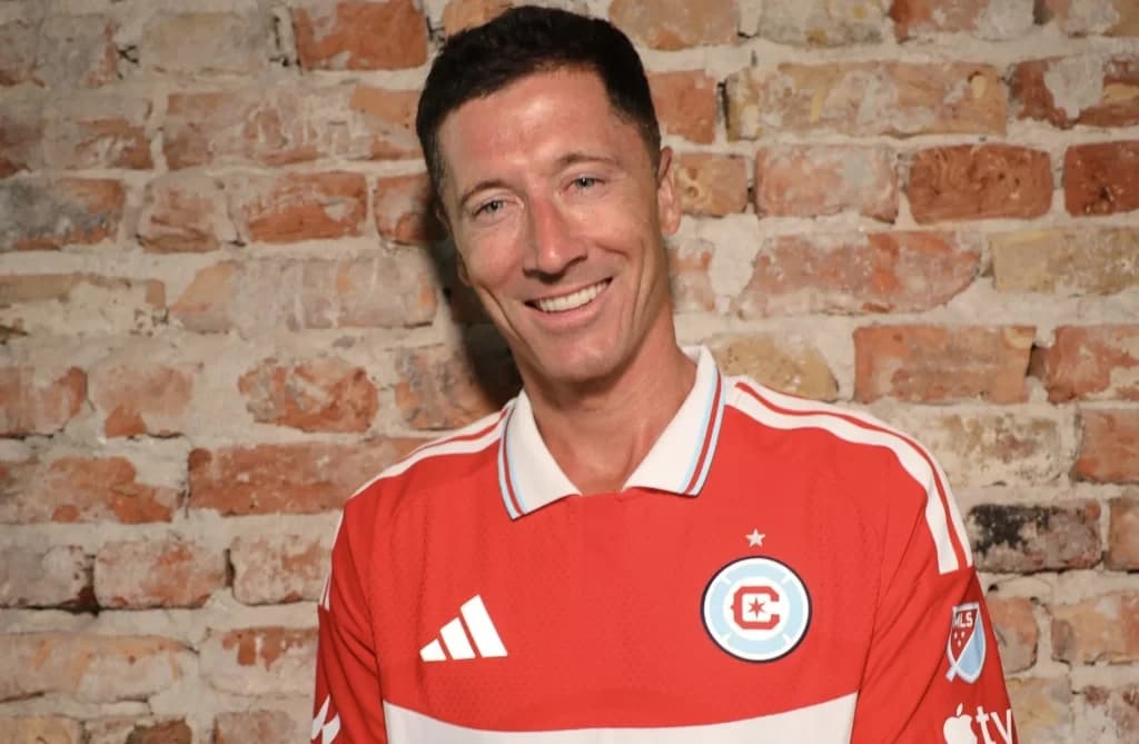 Robert Lewandowski a semnat cu o nouă echipă