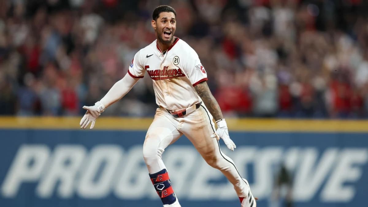 Rocchio's heroics in 9th rescue Guardians, doom Taylor, White Sox again