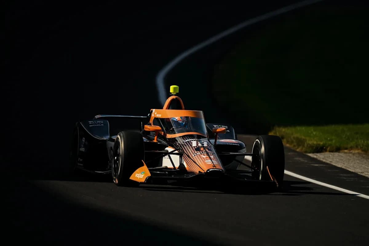 Romain Grosjean hits bird during Indianapolis 500 open test, but he avoids disaster