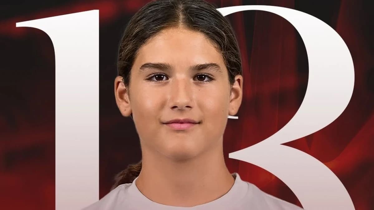România, 12-2 în deplasare la fotbal! Fenomenul Sonia Barbu de la Rapid a marcat 5 goluri în 18 minu