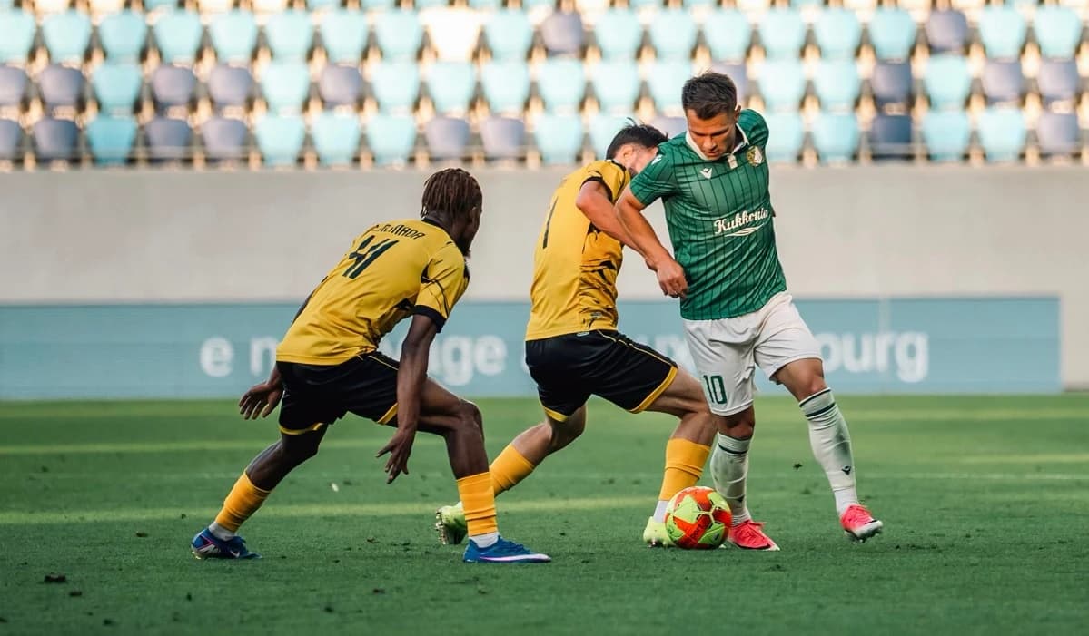 Românii au făcut spectacol în Conference League! Gol şi pasă de gol pentru campioana Ungariei în mec