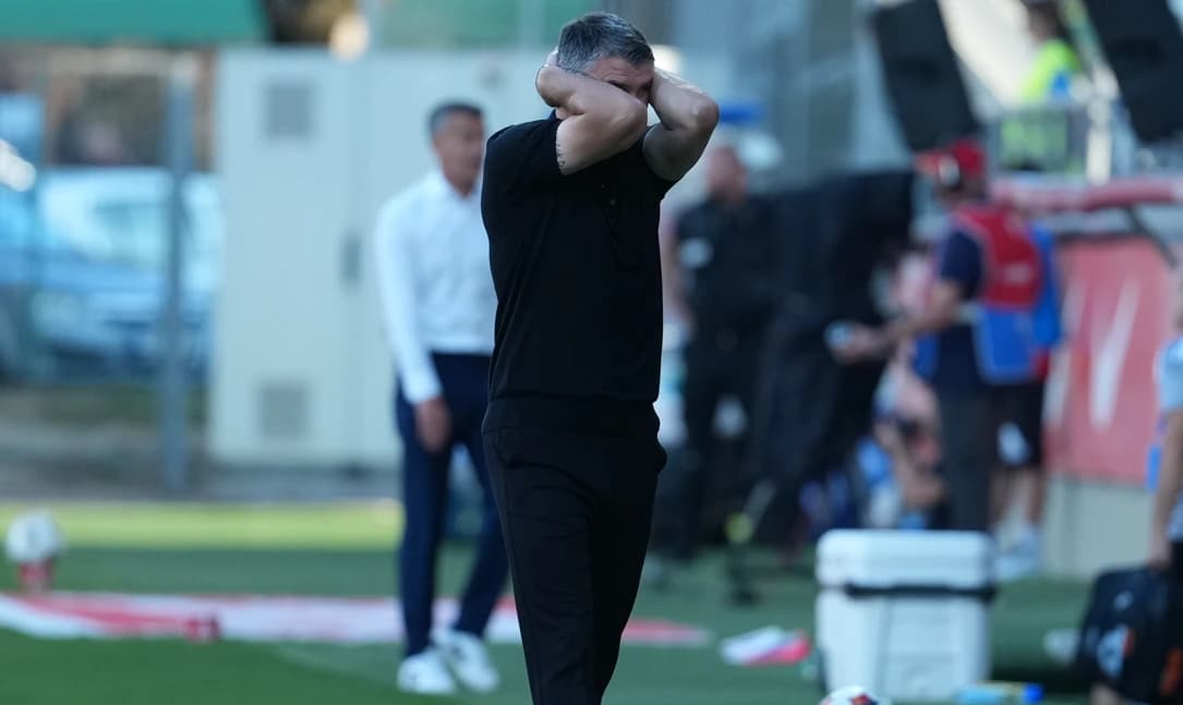 Românul antrenat de Jose Mourinho la AS Roma a ajuns la o echipă din SuperLigă! Antrenorul s-a lămur