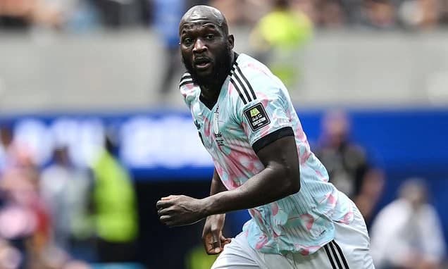 Romelu Lukaku agrees £5m Turkey move - with Chelsea set for a windfall -as Napoli offer £2m loan fee