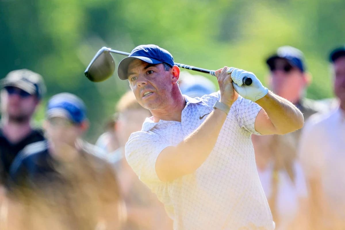 Rory McIlroy shares Scottish Open lead after opening round