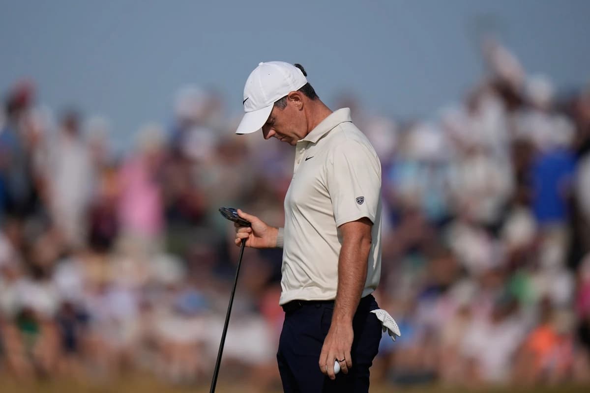 Rory McIlroy toils at British Open as putting woes leave him 7 shots off the first-round lead