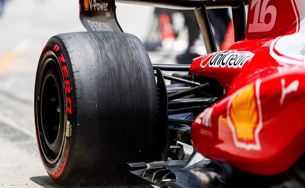 Rough start for F1’s return to Sepang - RACER