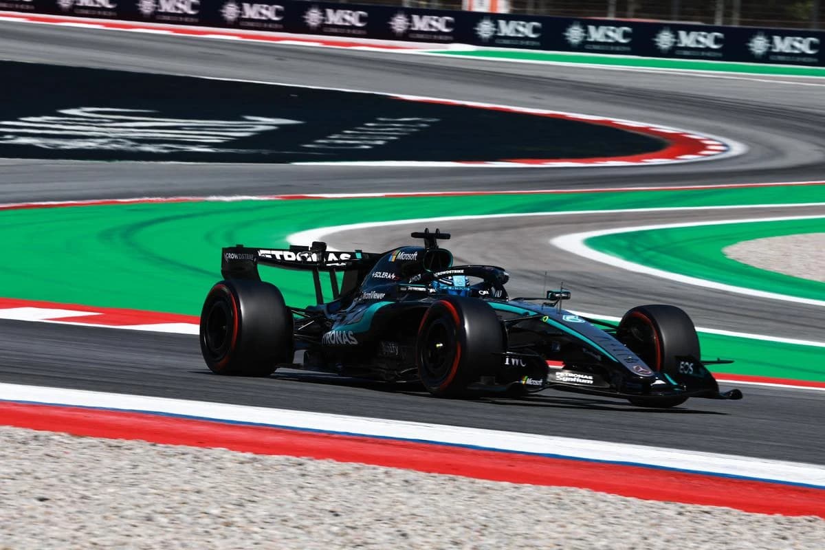 Russell pleacă din pole position în Marele Premiu de Formula 1 din Barcelona! Hamilton a surprins pe