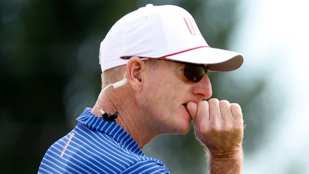 Ryder Cup: Jim Furyk urges Team USA veterans to "step up" to boost bid for historic away win over Eu