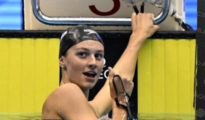 S-a încheiat o epocă în natație. A căzut cel mai vechi record mondial, stabilit cu costumele interzi