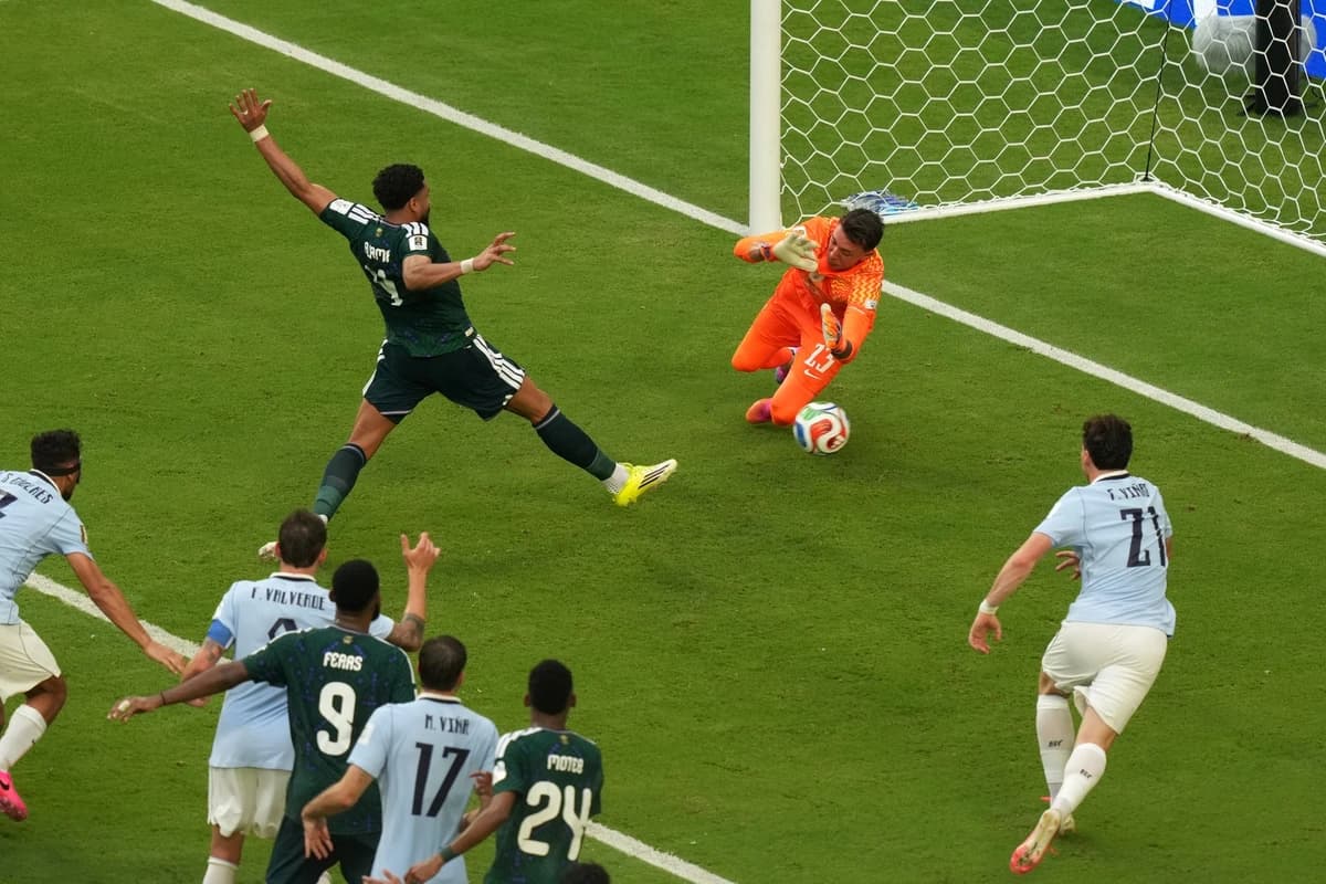 S-a scris istorie în Arabia Saudită - Uruguay 1-1